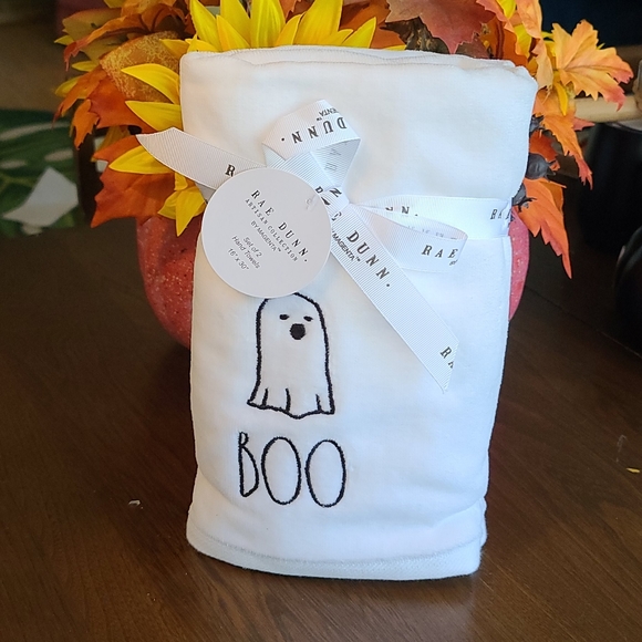 Rae Dunn "Boo" Ghost Hand Towels - Set of 2 - Picture 2 of 3